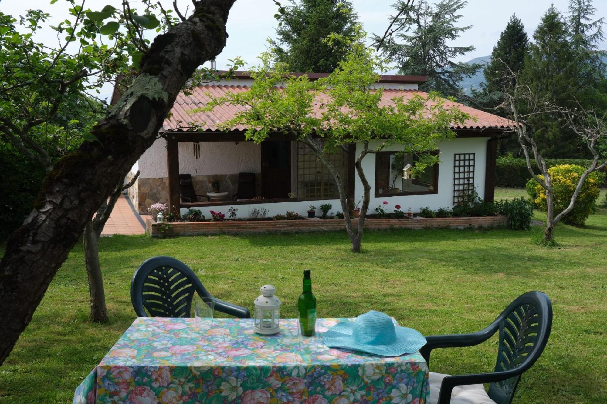 Villa Casa Benjamin Oviédo Exterior foto